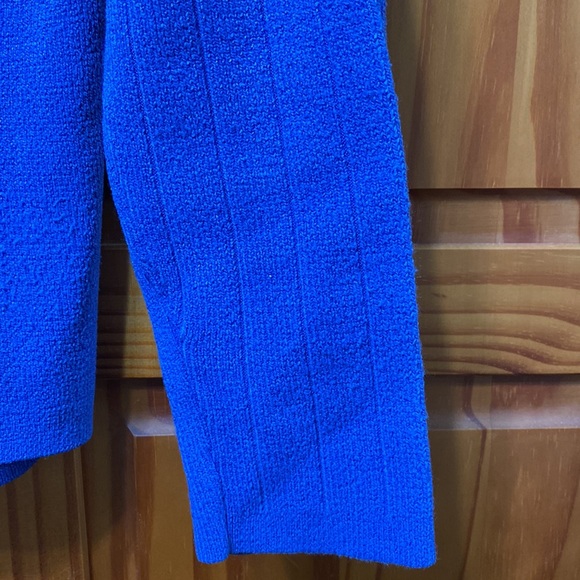 Sweater - Picture 3 of 12